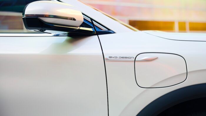 BYD Atto 3 2023 52 700x394