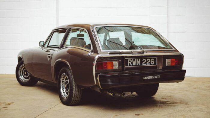 Jensen GT 1975 2 700x394