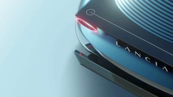 Lancia Pura HPE 2023 Detalle 1 700x394