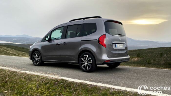 Mercedes Clase T 180 D Prueba 14 700x394