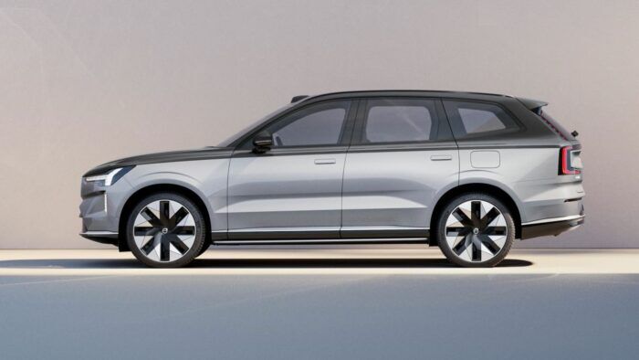 Volvo EX90 Excellence 2023 2 700x394