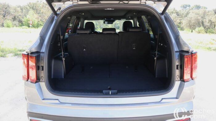 Kia Sorento Black Edition Prueba Maletero 2 700x393