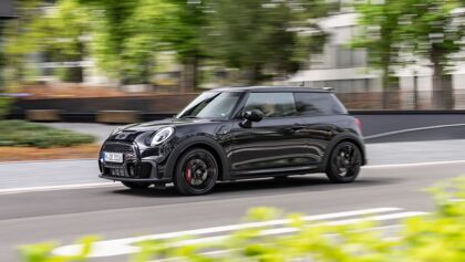 MINI John Cooper Works 1to6 Edition: posible despedida del cambio manual