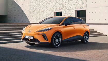 El MG 4 2023 gana equipamiento y nuevas versiones