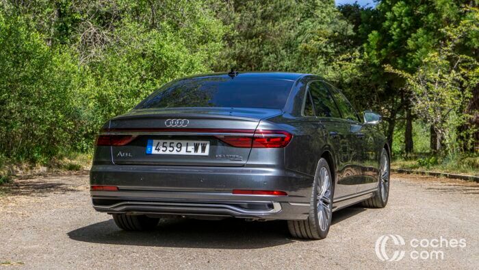 Audi A8 L Prueba 03 700x394