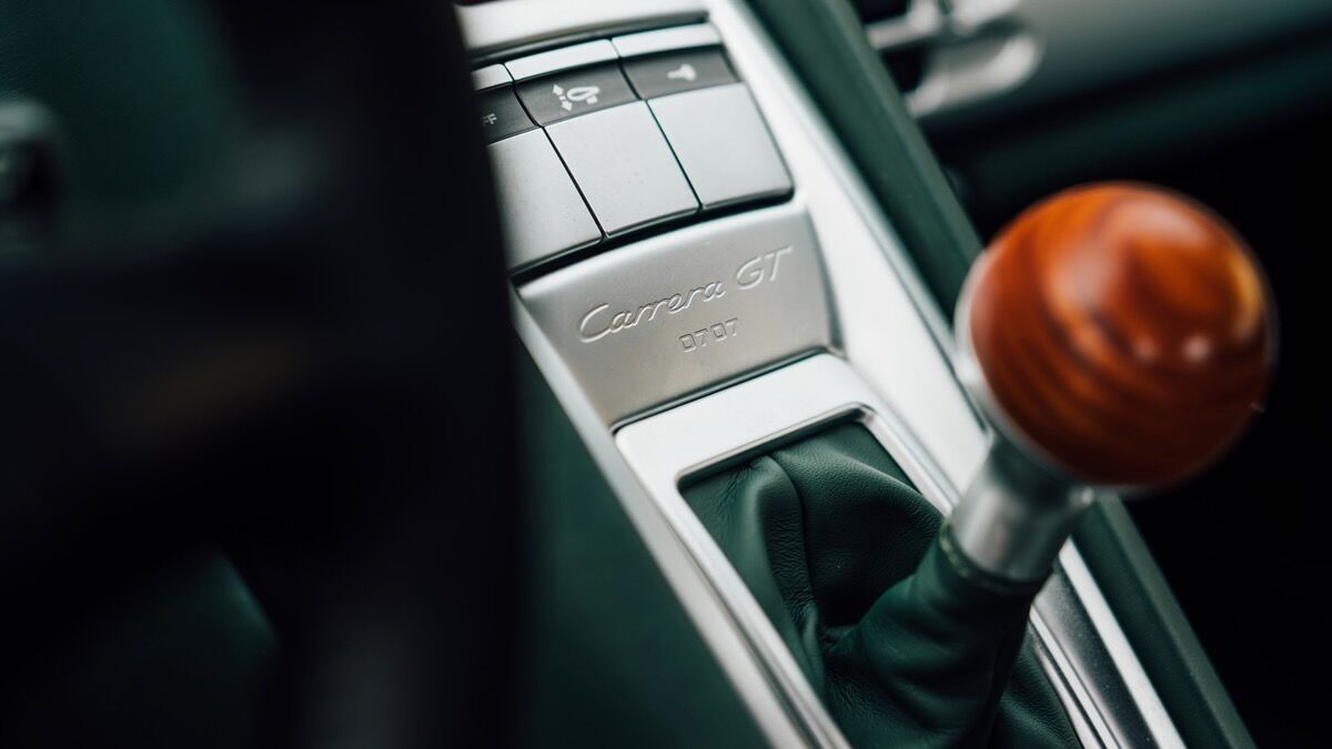 Porsche Carrera GTZ 9