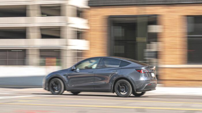 Tesla Model Y 1 700x394