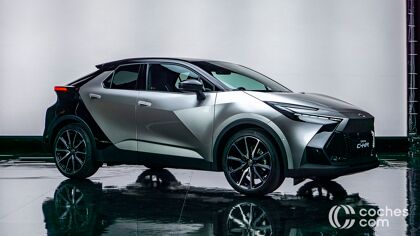 Toyota C-HR: ¿repetirá corona el rey de los híbridos?