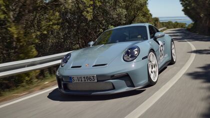 Porsche 911 S/T: ligereza y esencia en estado puro