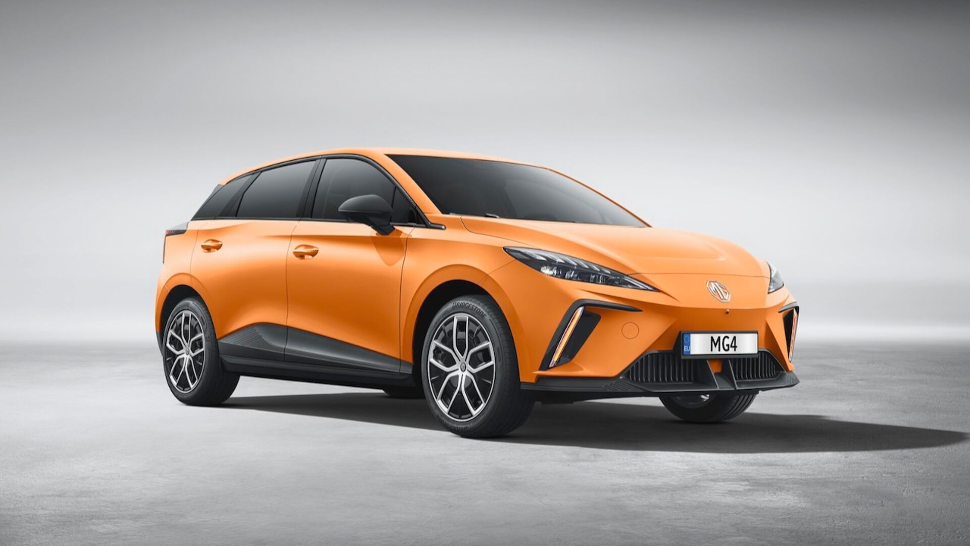coches.com_MG 4 MY2023 extended range &#8211; 1