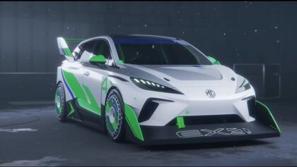 El MG EX4 es como el MG 4 XPower, pero en salvaje