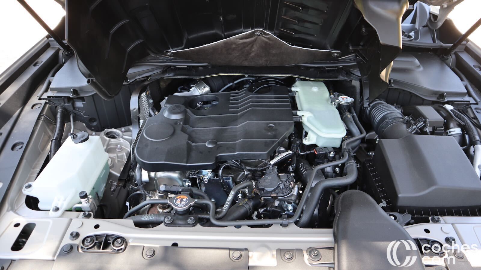 Mazda CX 60 Diesel AWD Takumi Prueba Motor 2