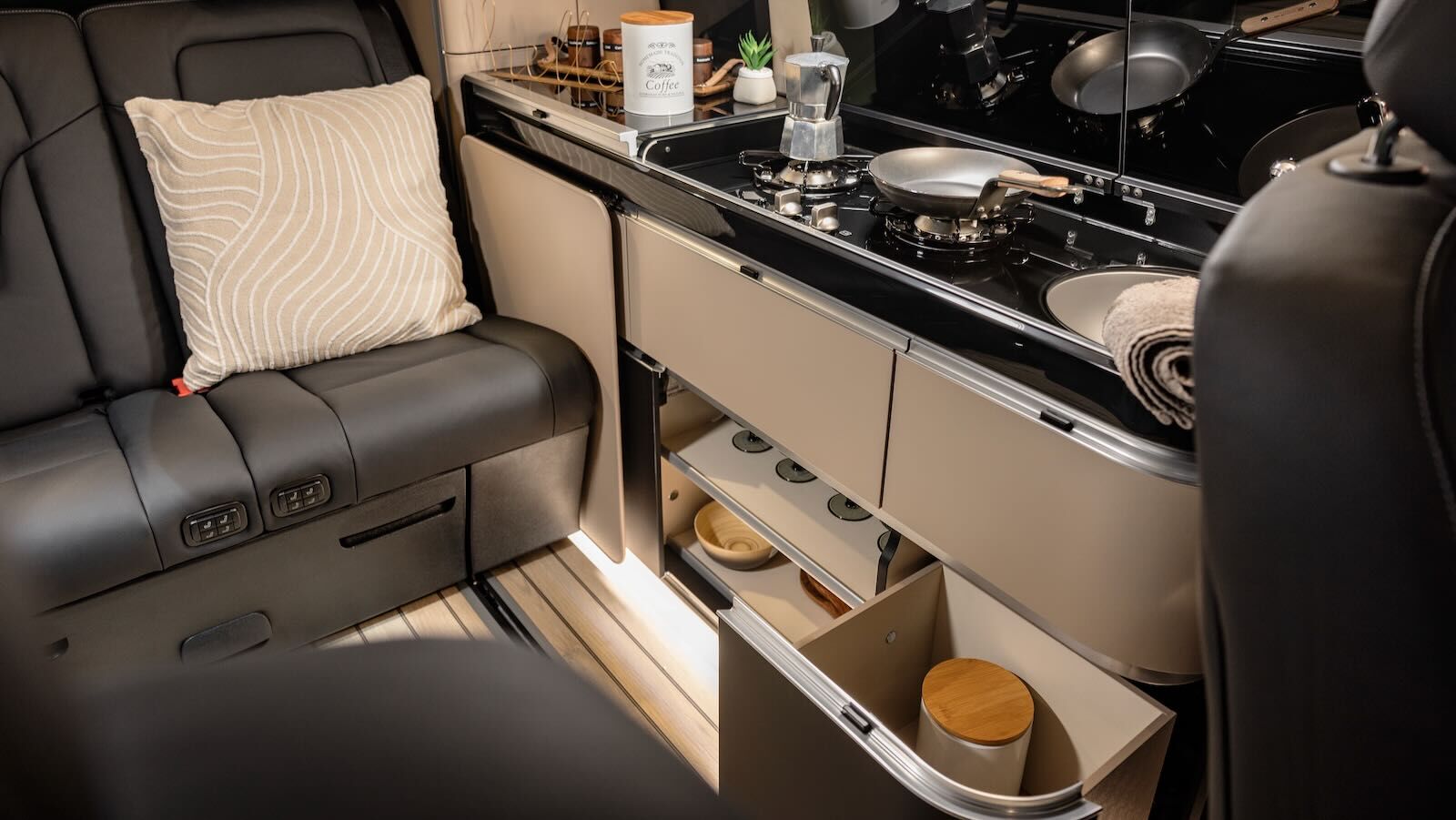 Mercedes Clase V Marco Polo 2024 Interior 5
