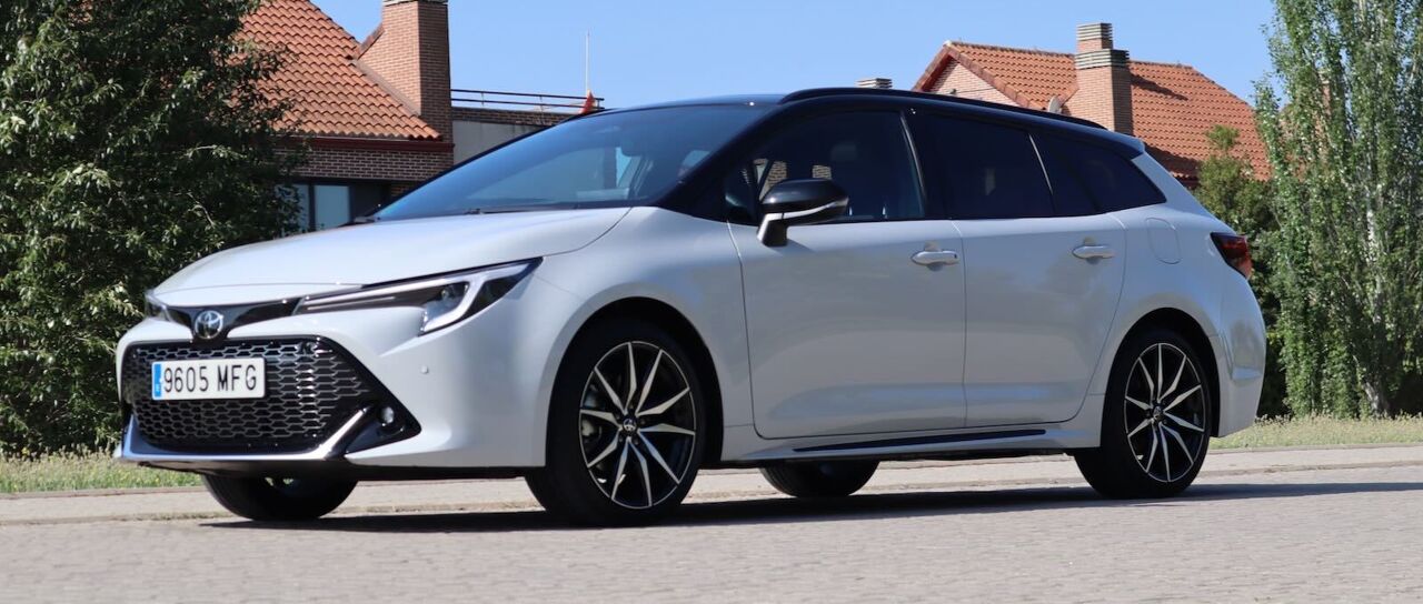 Todas las noticias de coches en un solo portal: Pruebas, fotos, vídeos, informes...
