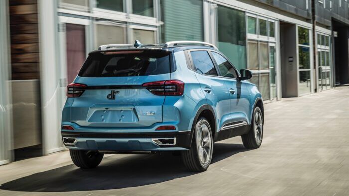 DR Automobiles 1 700x394