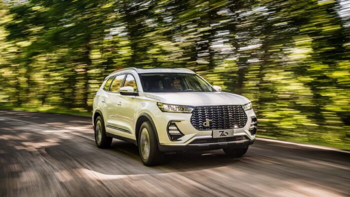 DR Automobiles 3 700x394