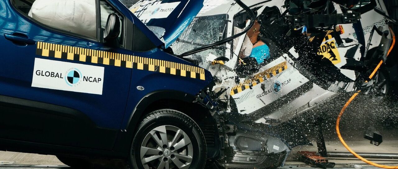 Todas las noticias de coches en un solo portal: Pruebas, fotos, vídeos, informes...