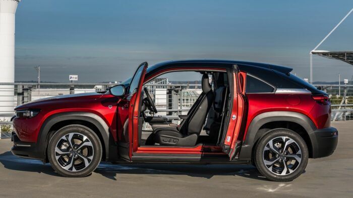 Mazda MX 30 R EV Makoto Prueba 10 700x394