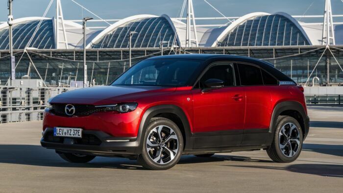 Mazda MX 30 R EV Makoto Prueba 2 700x394