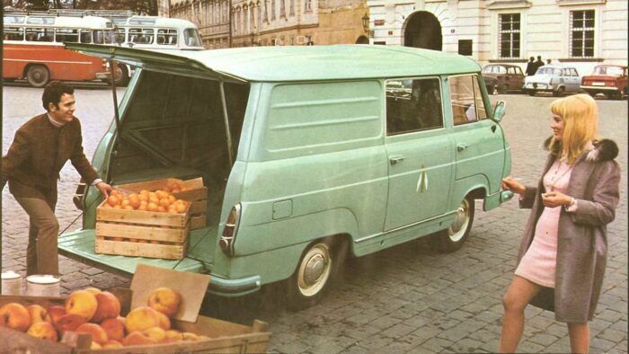 Skoda 1203 6 700x394