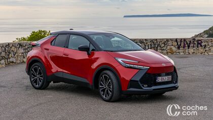 Toyota C-HR 140H, a prueba: con las mejoras necesarias para triunfar