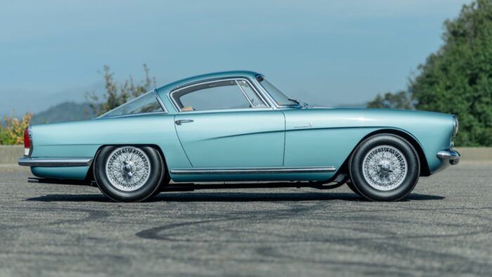 Aston Martin DB2 4 Coupe Bertone 6 700x394
