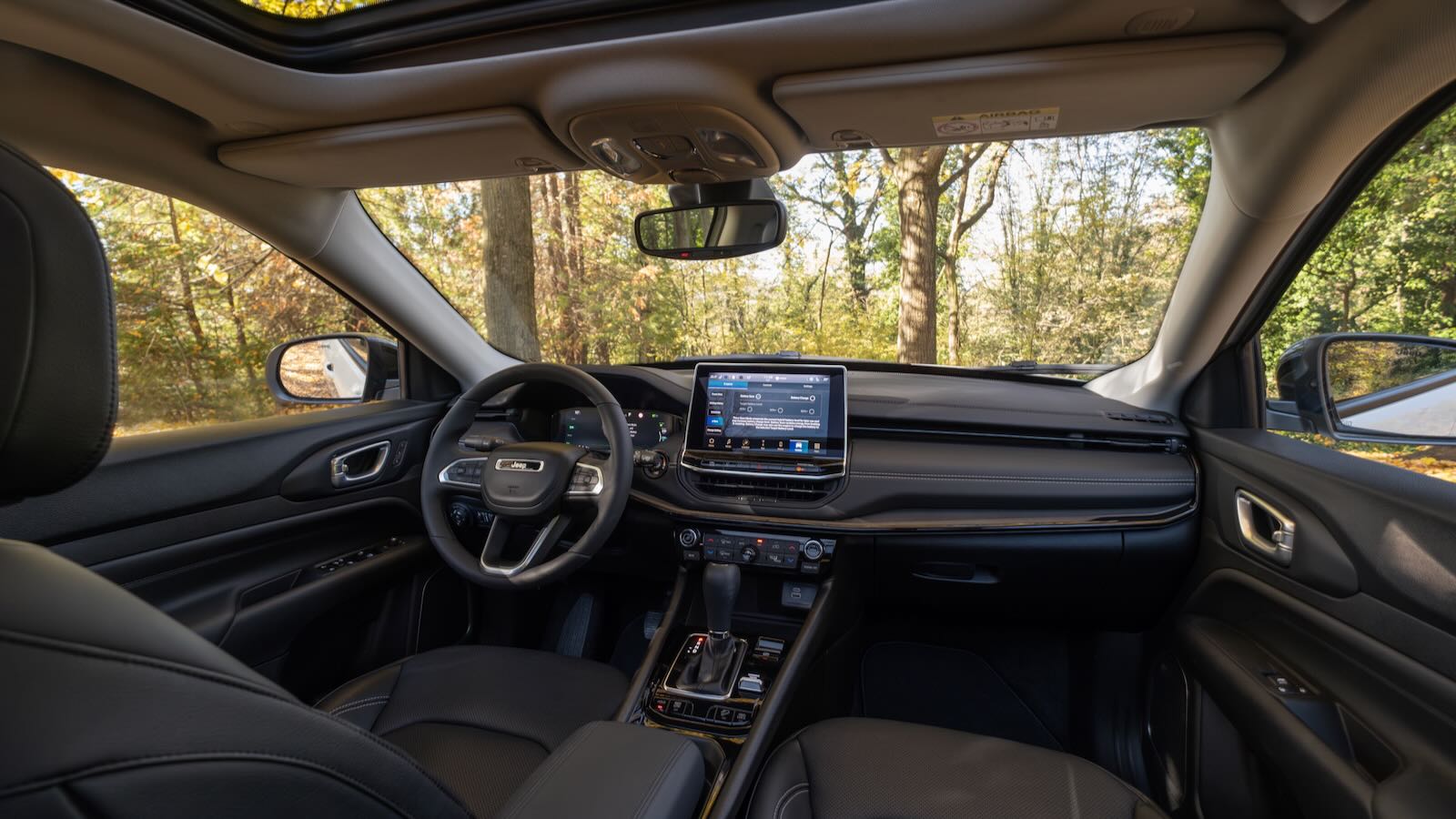Jeep Compass 2024 Interior 3