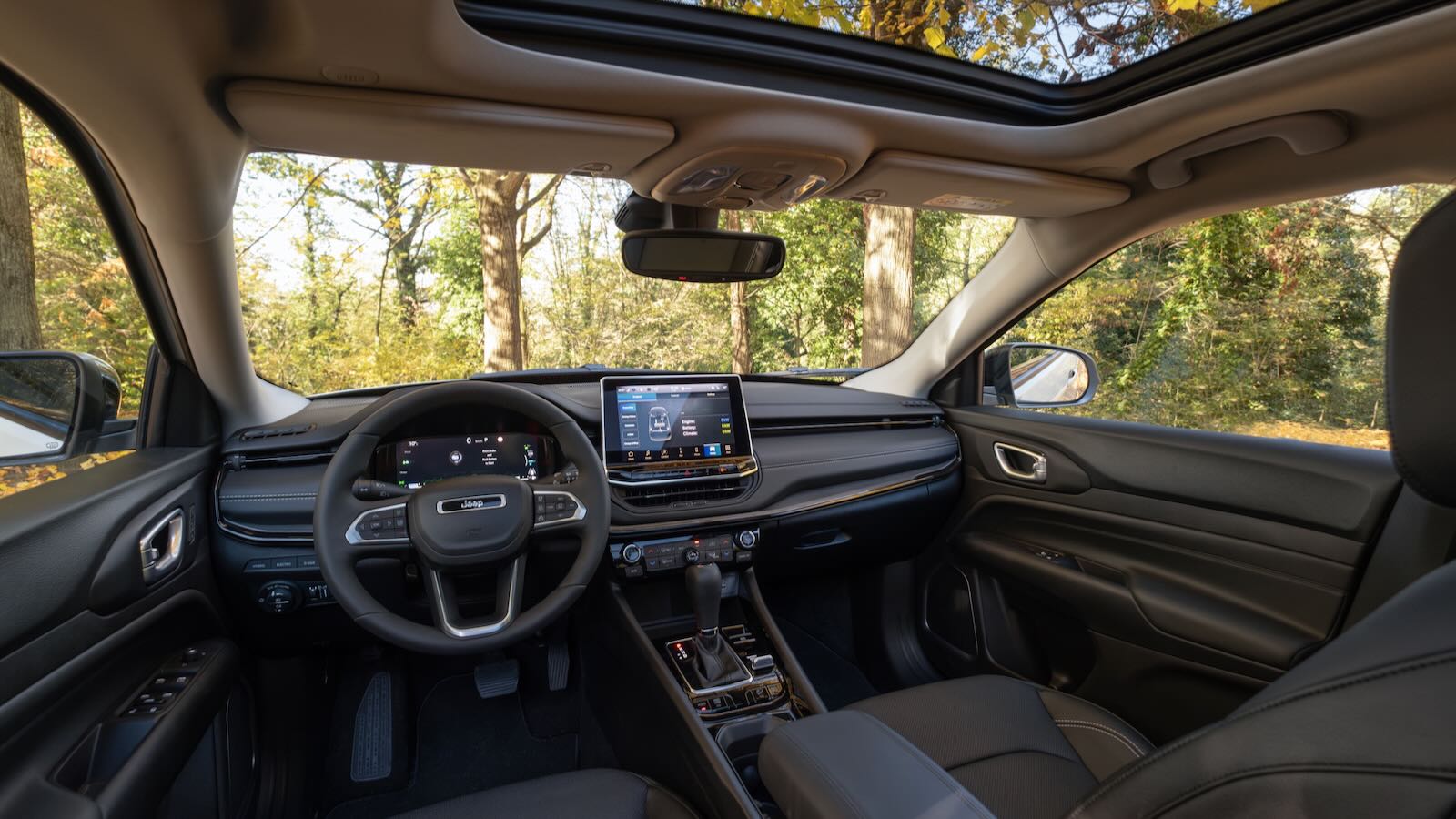 Jeep Compass 2024 Interior 4