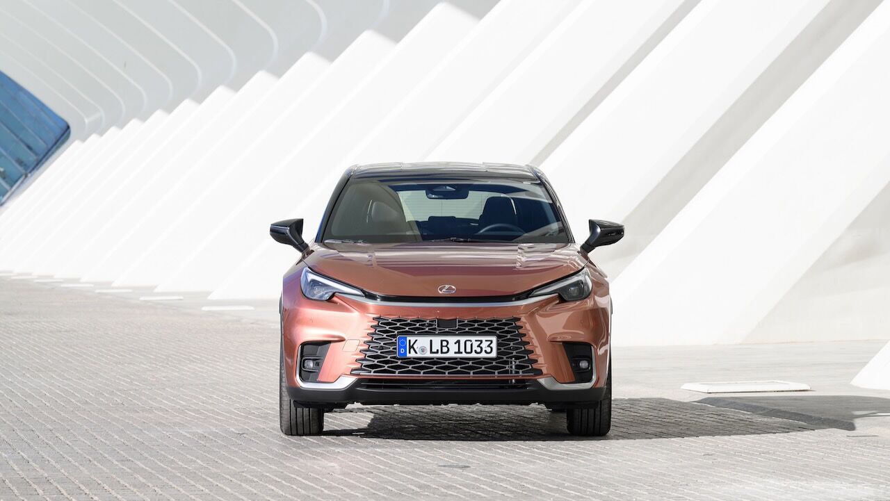 Lexus LBX Contacto 26