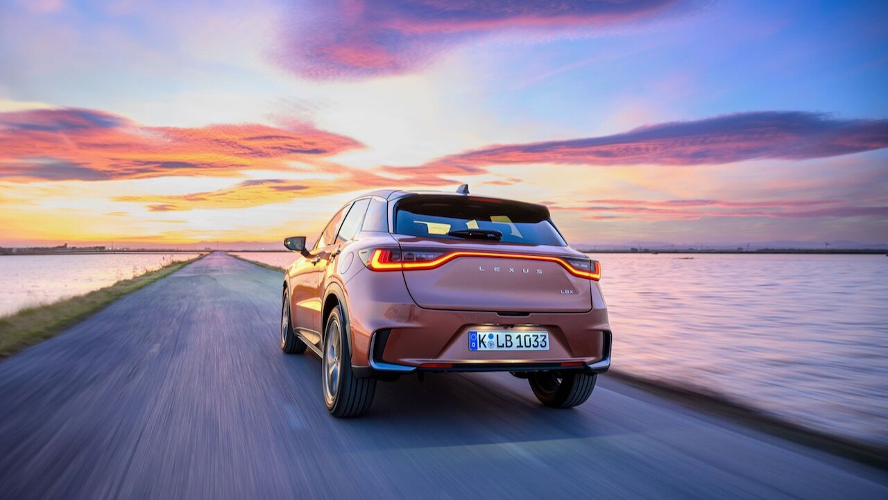 Lexus LBX Contacto 3