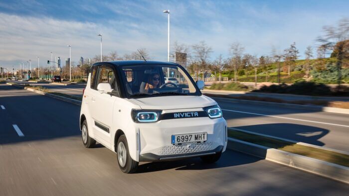 Invicta Electric 3 700x394