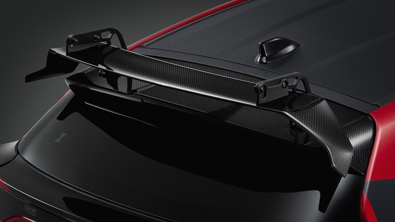 Toyota GR Yaris Ogier Rovanpera 23