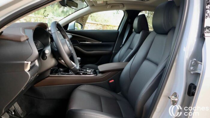 Mazda CX 30 2024 E SkyActiv X Prueba Interior 10 700x393