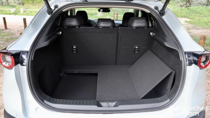 Mazda CX 30 2024 E SkyActiv X Prueba Maletero 1 700x394