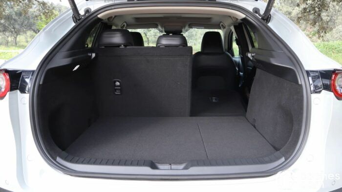 Mazda CX 30 2024 E SkyActiv X Prueba Maletero 5 700x393