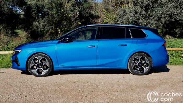 Opel Astra ST PHEV Prueba 18 700x393