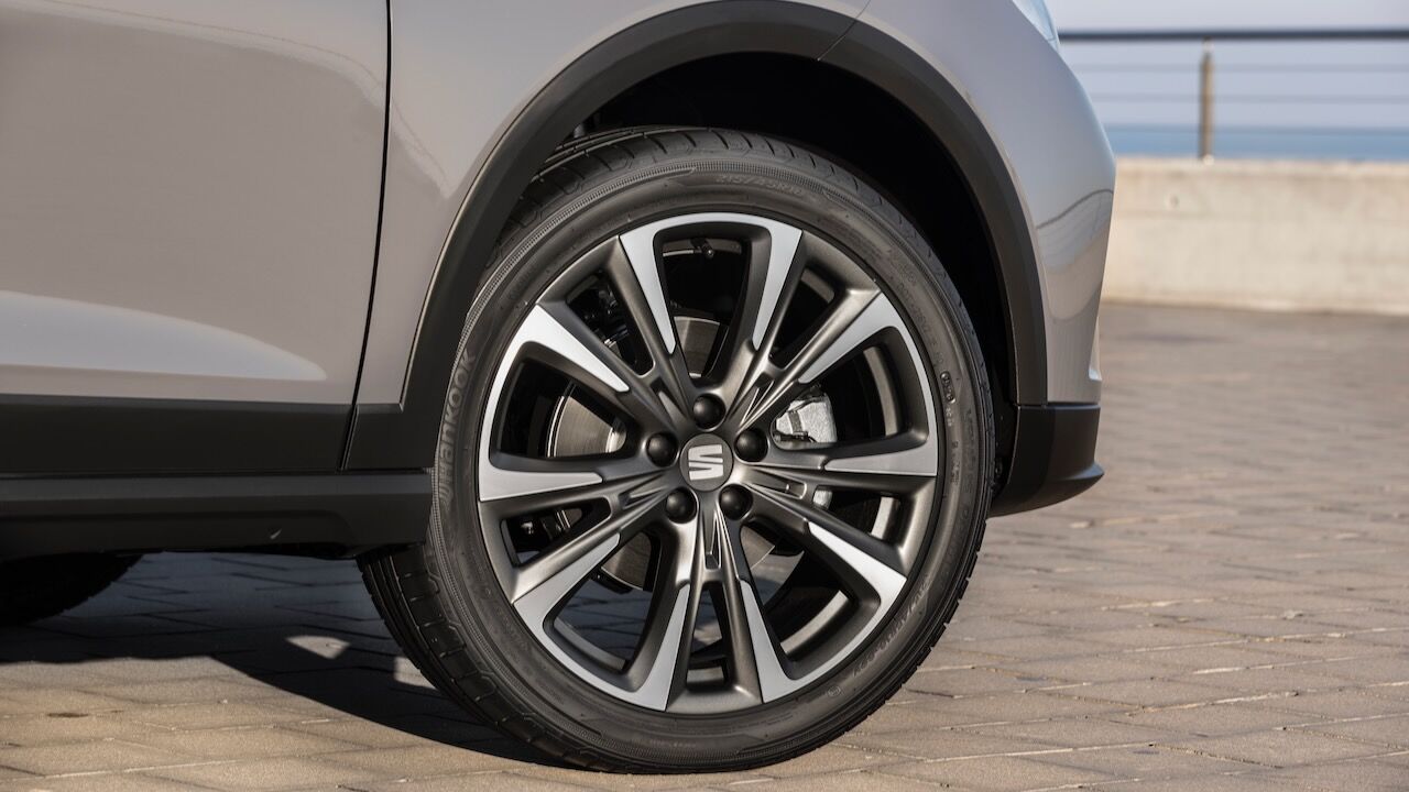 SEAT Arona FR Limited Edition 4