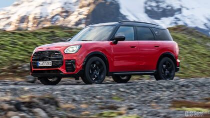 Mini Countryman S ALL4 John Cooper Works Trim 2024