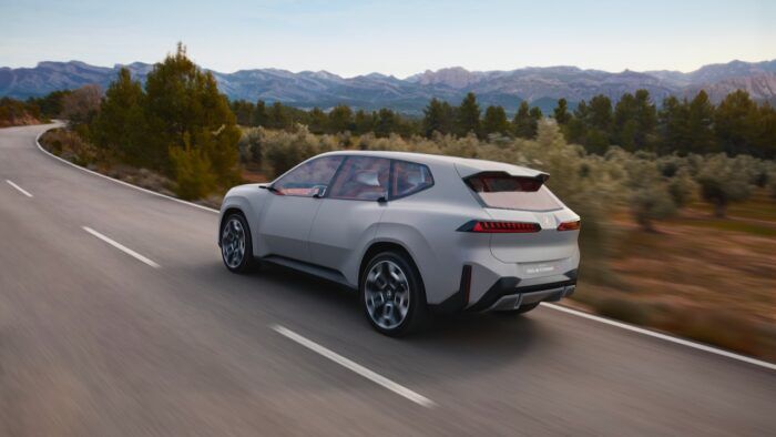 BMW Vision Neue Klasse X 7 700x394