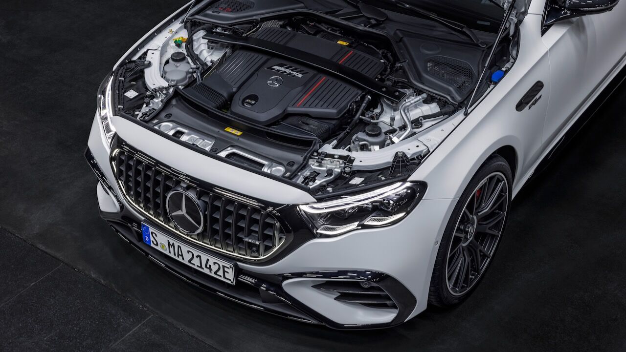 Mercedes AMG E 53 Hybrid 4MATIC 24
