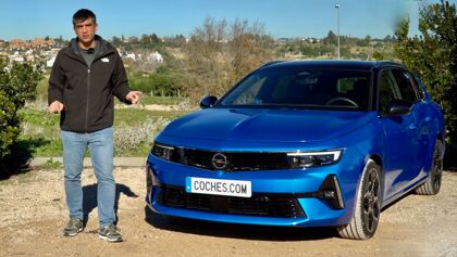 El gran problema del Opel Astra Sports Tourer, y de muchos otros enchufables, en vídeo