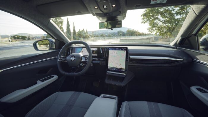 Renault Scenic E Tech 2024 Interior 3 700x394