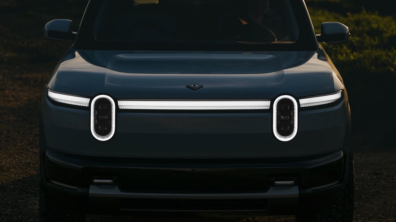 Rivian R2 16