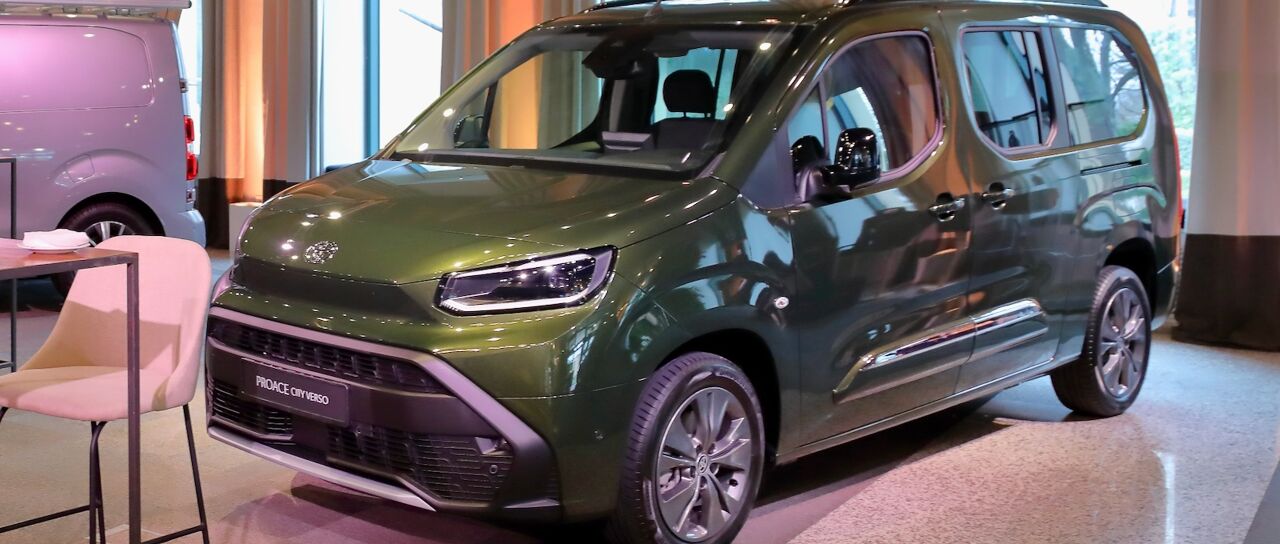 Todas las noticias de coches en un solo portal: Pruebas, fotos, vídeos, informes...