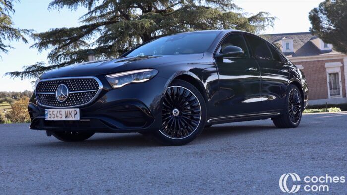 Mercedes E 220 D Prueba 10 700x394