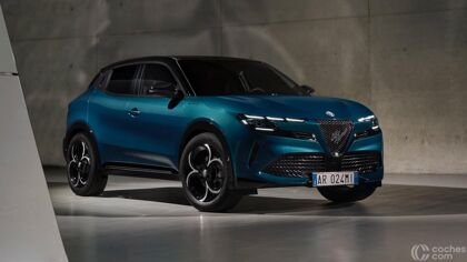 Alfa Romeo Junior Ibrida 2024