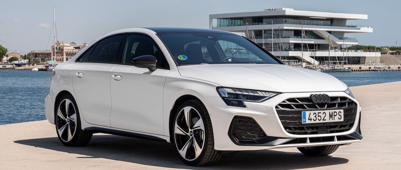 Todas las noticias de coches en un solo portal: Pruebas, fotos, vídeos, informes...