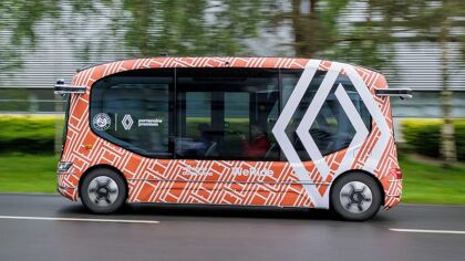 Renault anuncia la producción de un minibús robotizado autónomo de nivel 4