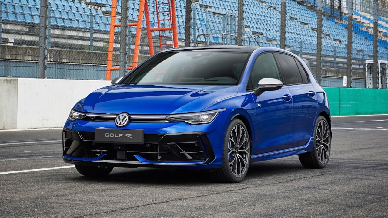 Volkswagen Golf R 2024 33