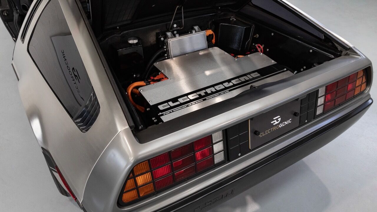 DeLorean DMC 12 Electrogenic 70